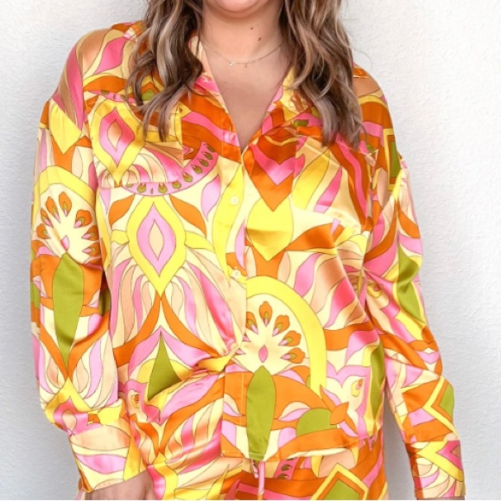 Zara 70’s theme button up blouse